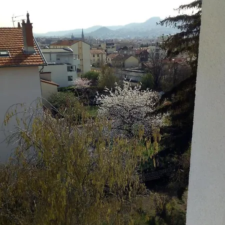 Charmant F2 Avec Vue, Proche Centre Clermont-Ferrand Exterior photo