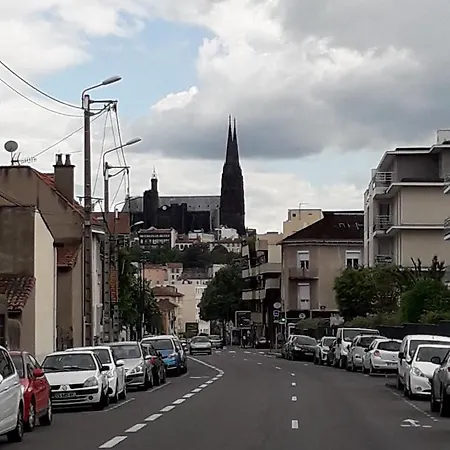 Charmant F2 Avec Vue, Proche Centre Clermont-Ferrand Exterior photo