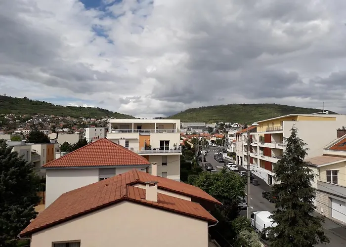 Charmant F2 Avec Vue, Proche Centre